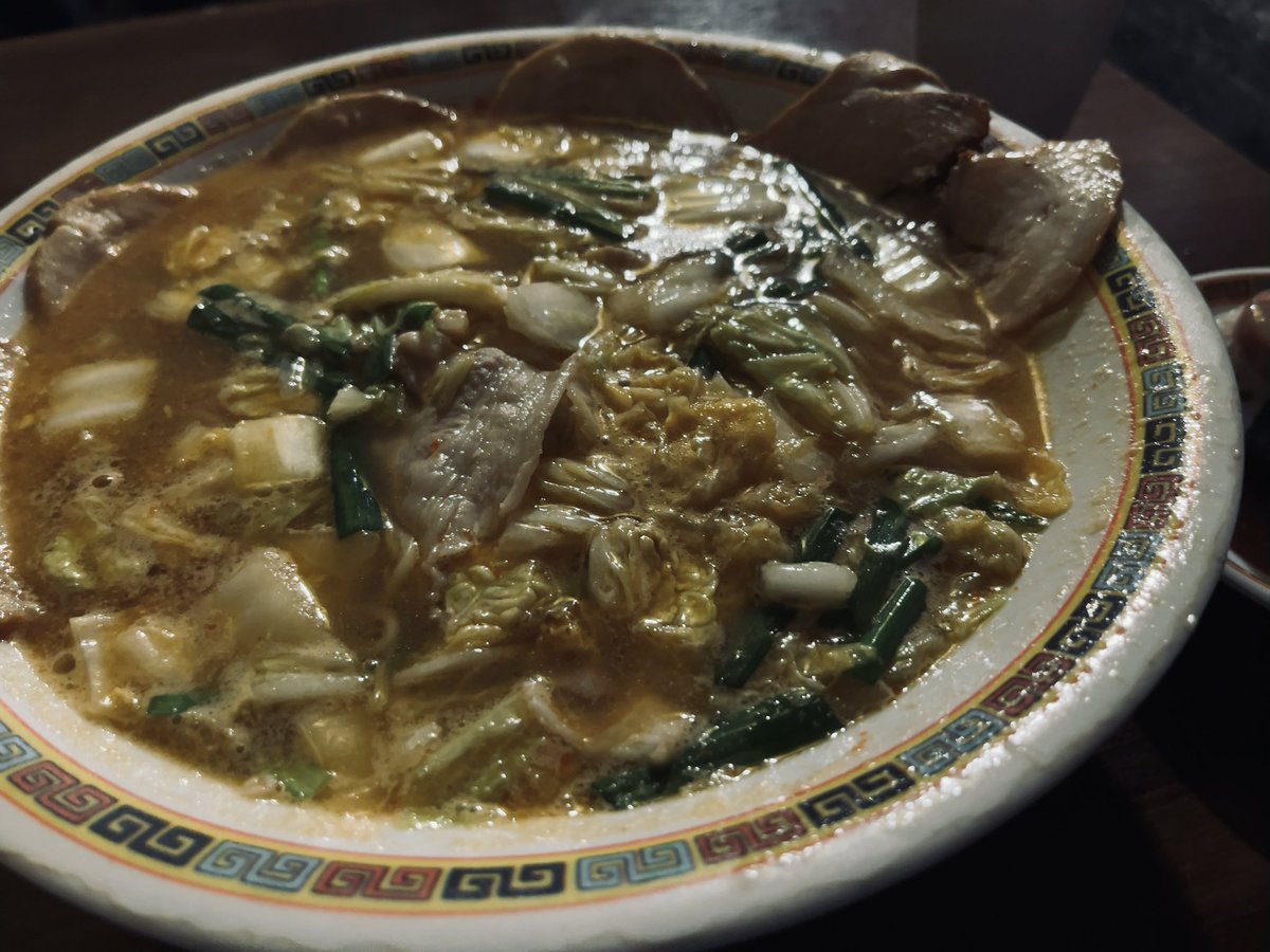 skeitn's tweet photo. これが天理スタミナラーメン屋台か、、、！ https://t.co/cOMRff21PD
