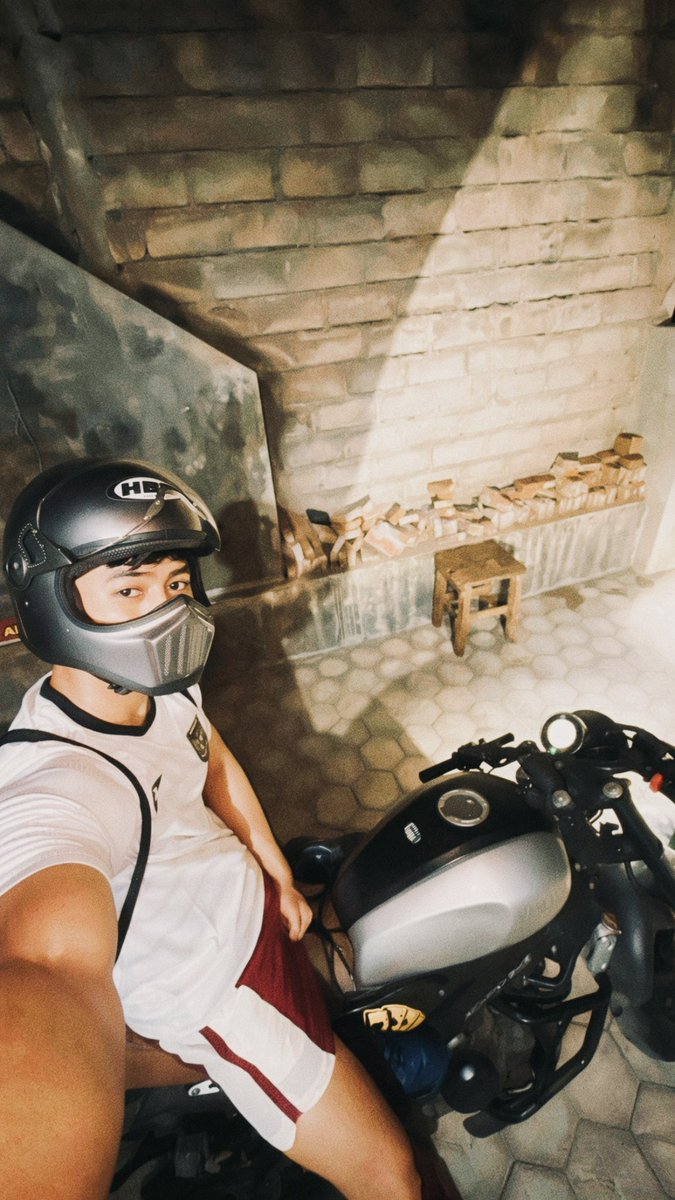 kindtoni tweet media