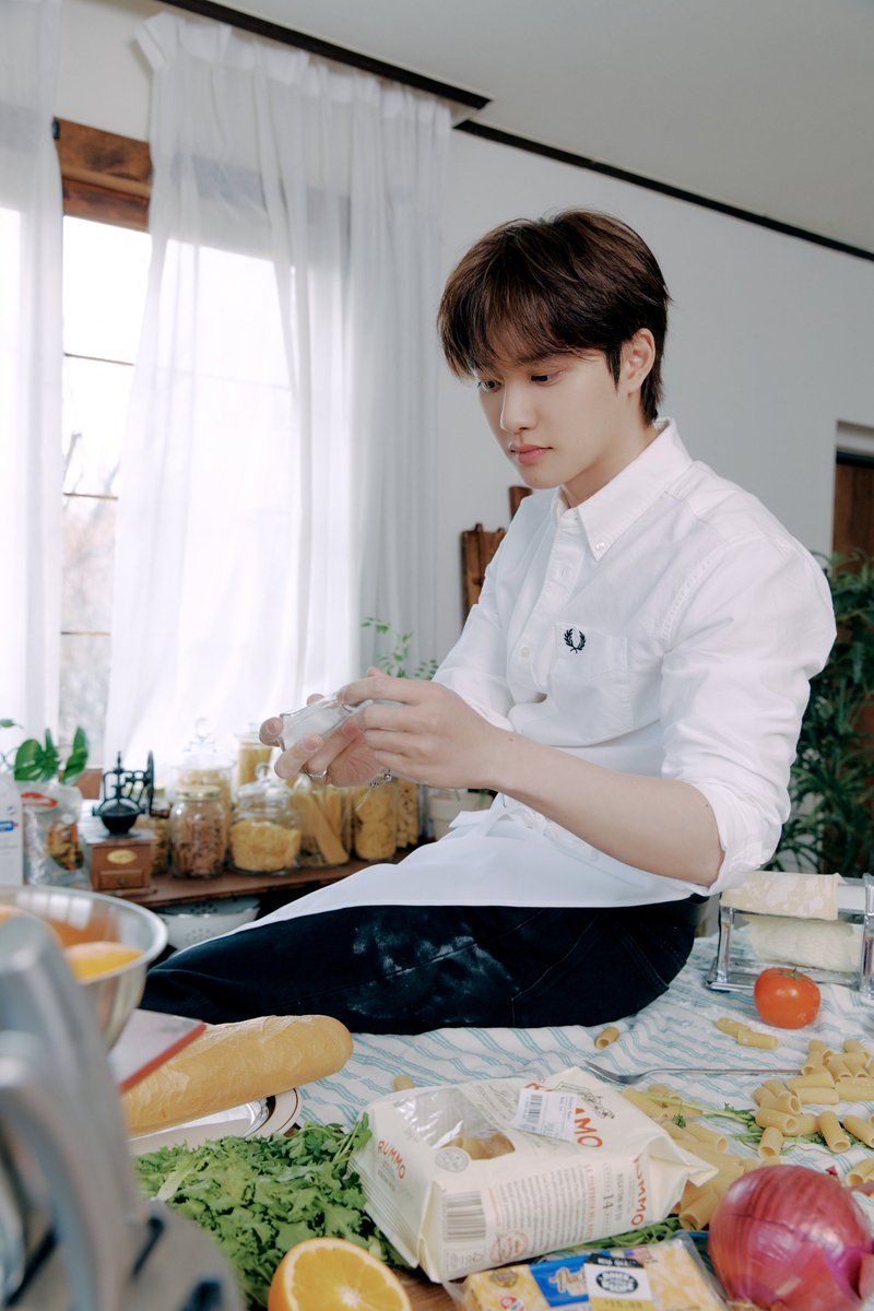 yippie yai yo | 도경수 tweet media