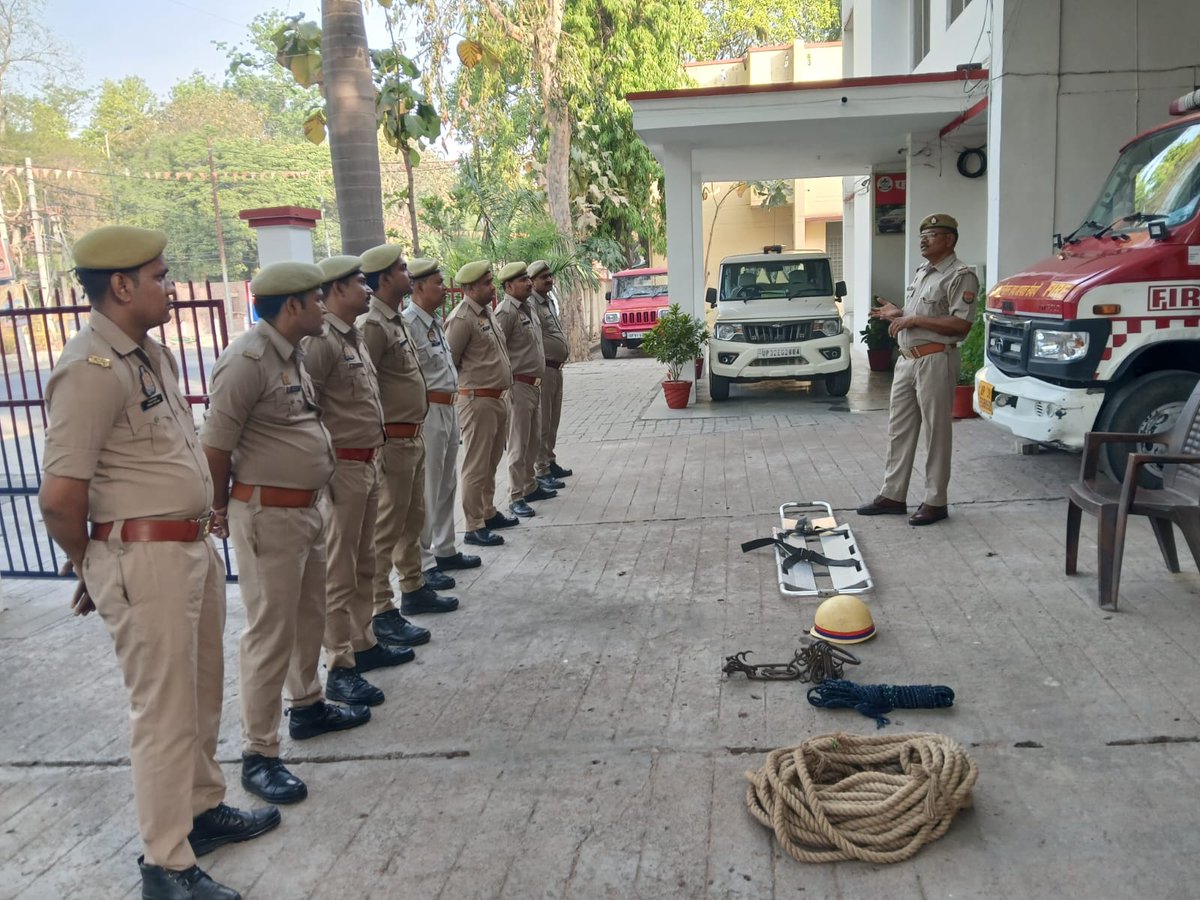 Hamirpur Fire & Emergency Services tweet media