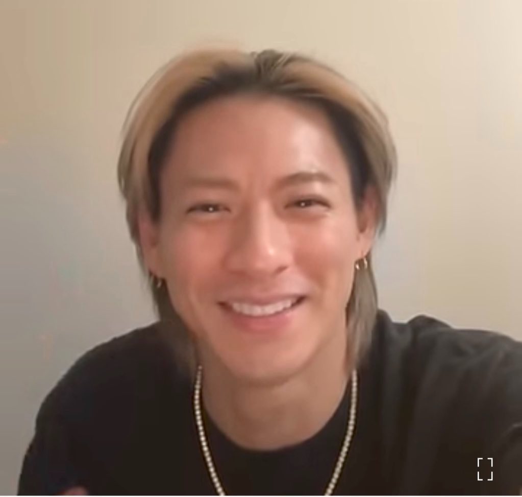 eZBgeKAKrQ8tEbz's tweet image. 8668万回❤️も少しでプチ切り番🥰
1億目指して繋ぎます🌳*.☆ﾟ
 #平野紫耀
 #BON 
youtu.be/0kKd6fVPayU?si…