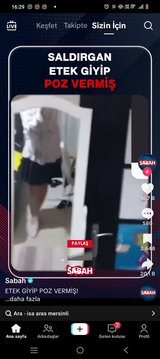 sizce sorun ne giydiği mi amk şöyle haberler yapıp sebebini cinsel kimliğine bağlayarak hedef değiştirmeye çalışmayın
