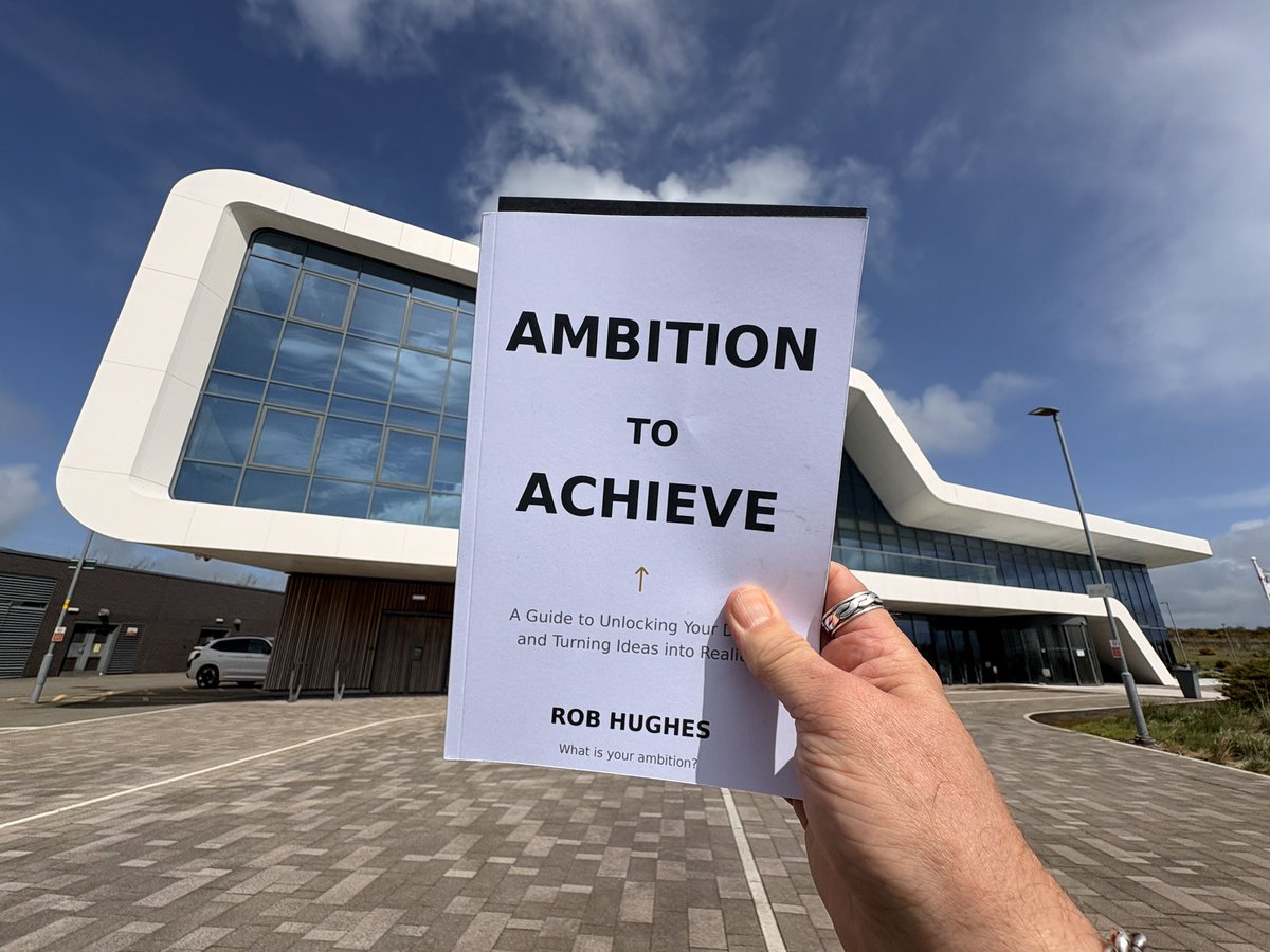 localdragons's tweet image. This morning’s office… an interesting sgwrs / conversation with Rob Hughes on #Anglesey about ‘Ambition’ More to follow…! #m_sparc #ambition_to_achieve #business #work #ideas #support #entrepenuer #business_coach #ideas 💡🤩 🙌🏻