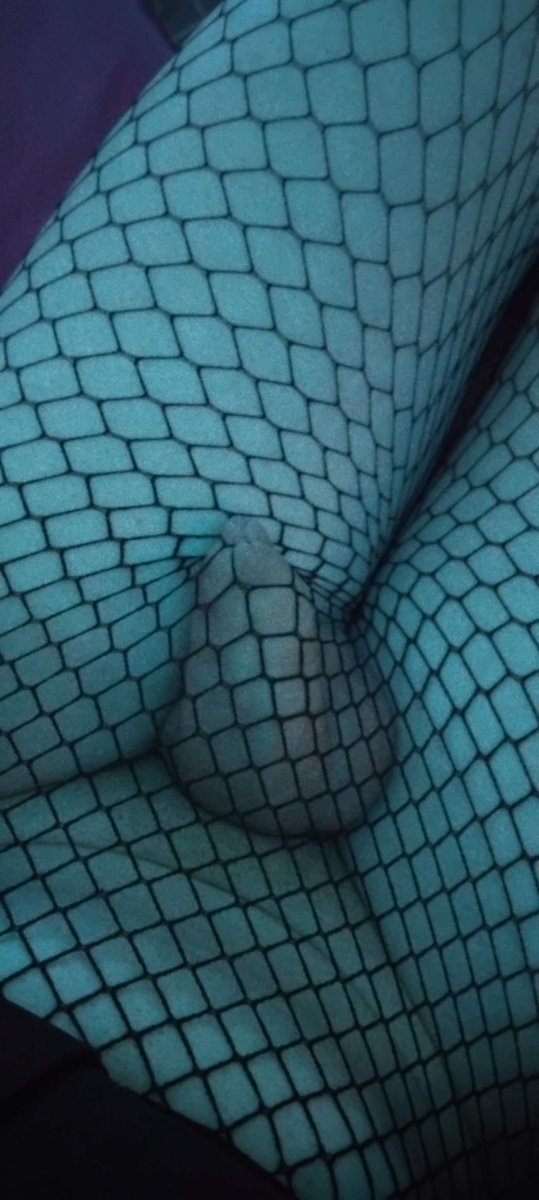 Sam - Femboy Findom tweet media