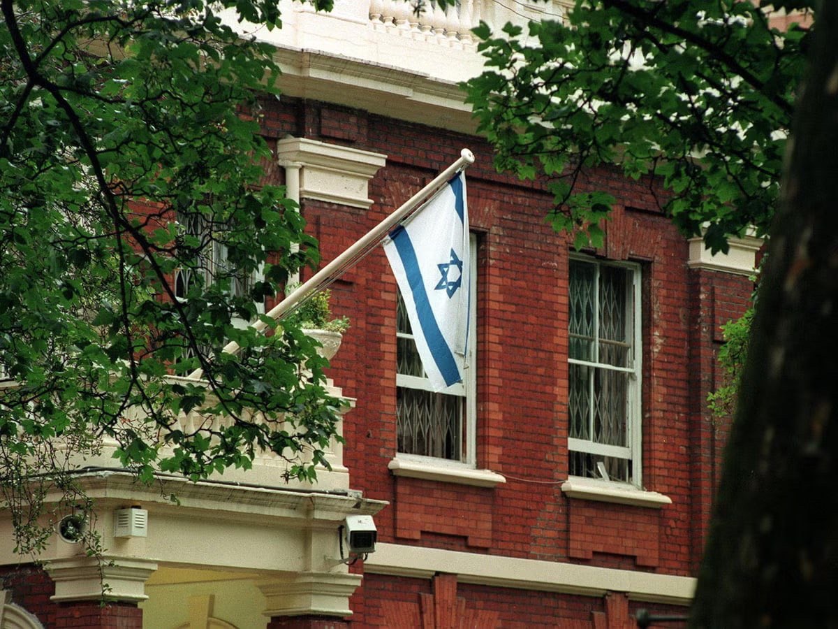 Chay Bowes tweet media