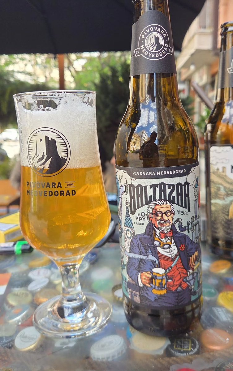 Би Џеј 🍺🏕️ tweet media