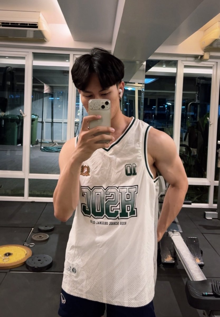 Guspantherx ⋆✴︎˚｡⋆ tweet media