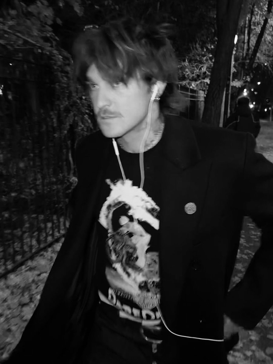 𝐑𝐔𝐒𝐓𝐘 𝐍𝐄𝐄𝐃𝐋𝐄 𝐓𝐀𝐓𝐓𝐎𝐎. tweet media