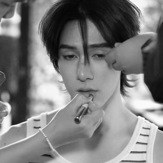 tear ᡣ𐭩ྀིྀི tweet media