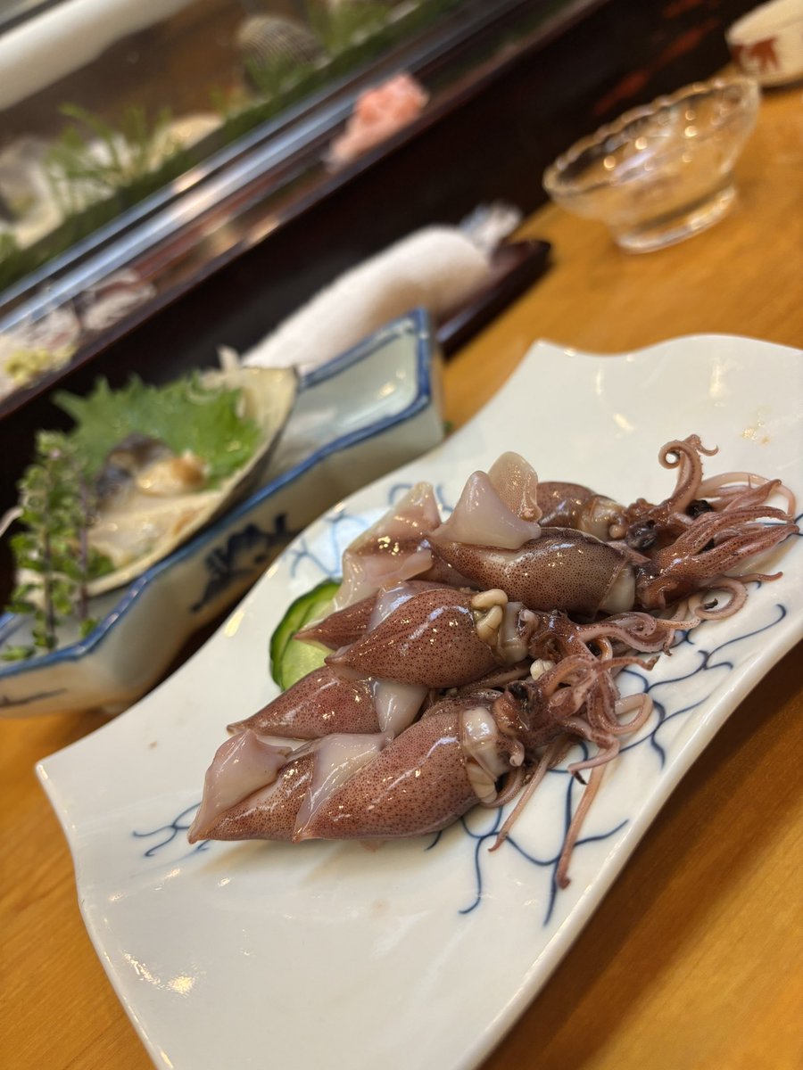椿 tweet media