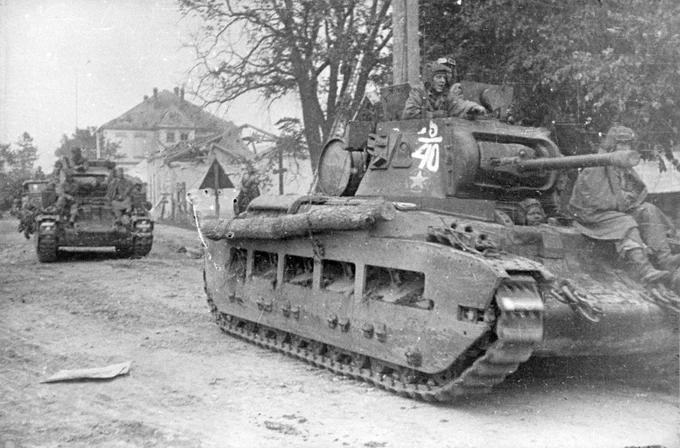Tank_Archives's tweet image. #OTD in 1943, after more than a year of using British tanks, the Red Army composed a report on its experience. These tanks were slow moving and hard to service. A recommendation was made to only use them in the south, as they were unsuitable for winter. #tanks #history #WW2 #WWII