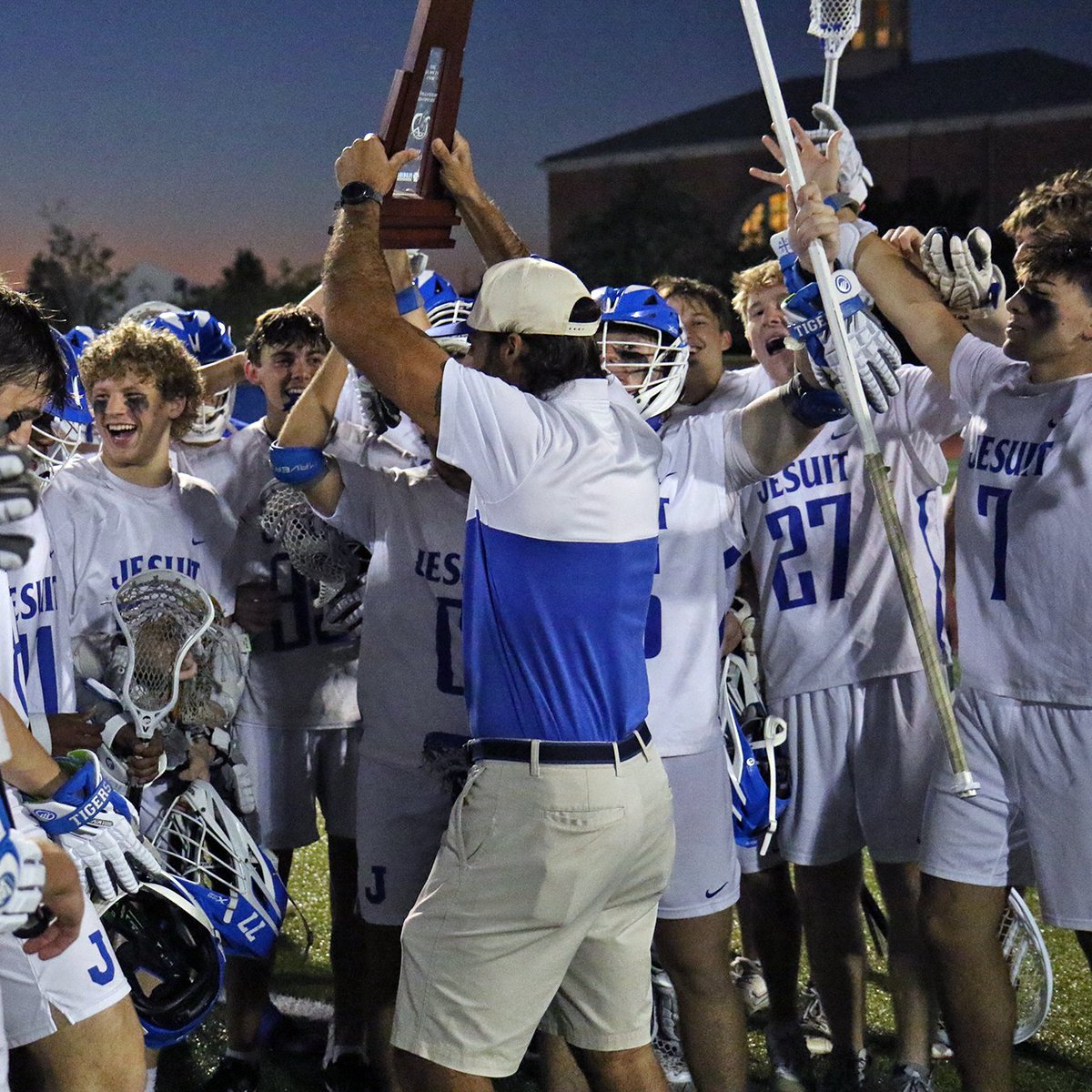 JesuitTampaFL's tweet image. Congratulations to Jesuit lacrosse, which captured its 8th consecutive District title on Thursday night with a 21-1 victory over Tampa Prep.

Go Tigers!

#AMDG #JesuitLacrosse