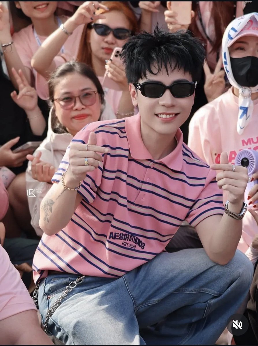 joy T~S~M tweet media