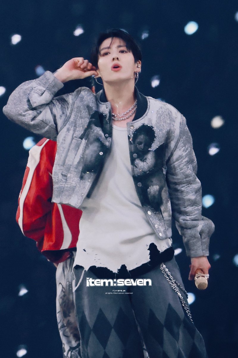 ItemsevenJK tweet media