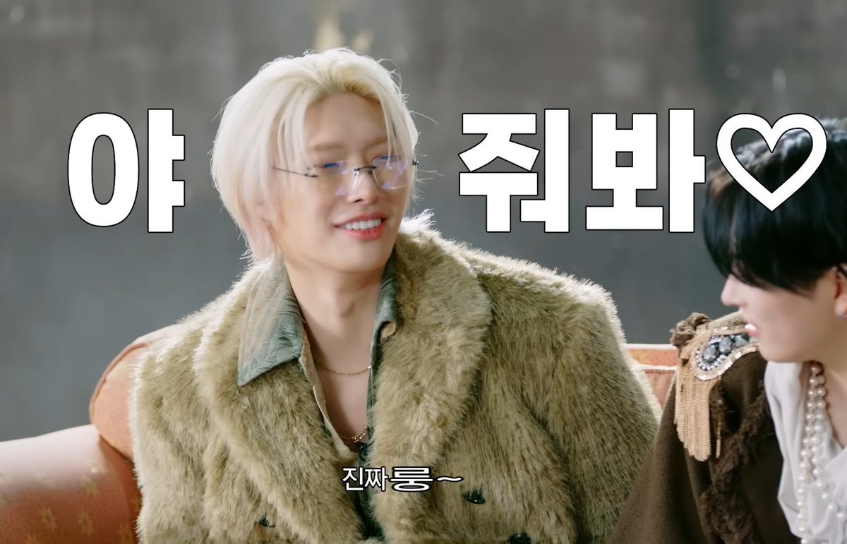 저랑 번호교환하고 카톡하실 트친 있으신가요.
사유 : 트위터 하루 1번들어옴. 디엠 못 읽음.

없음 말구 🩶 
흔적 남겨주면 디엠으로 바로 번호 쏴드림