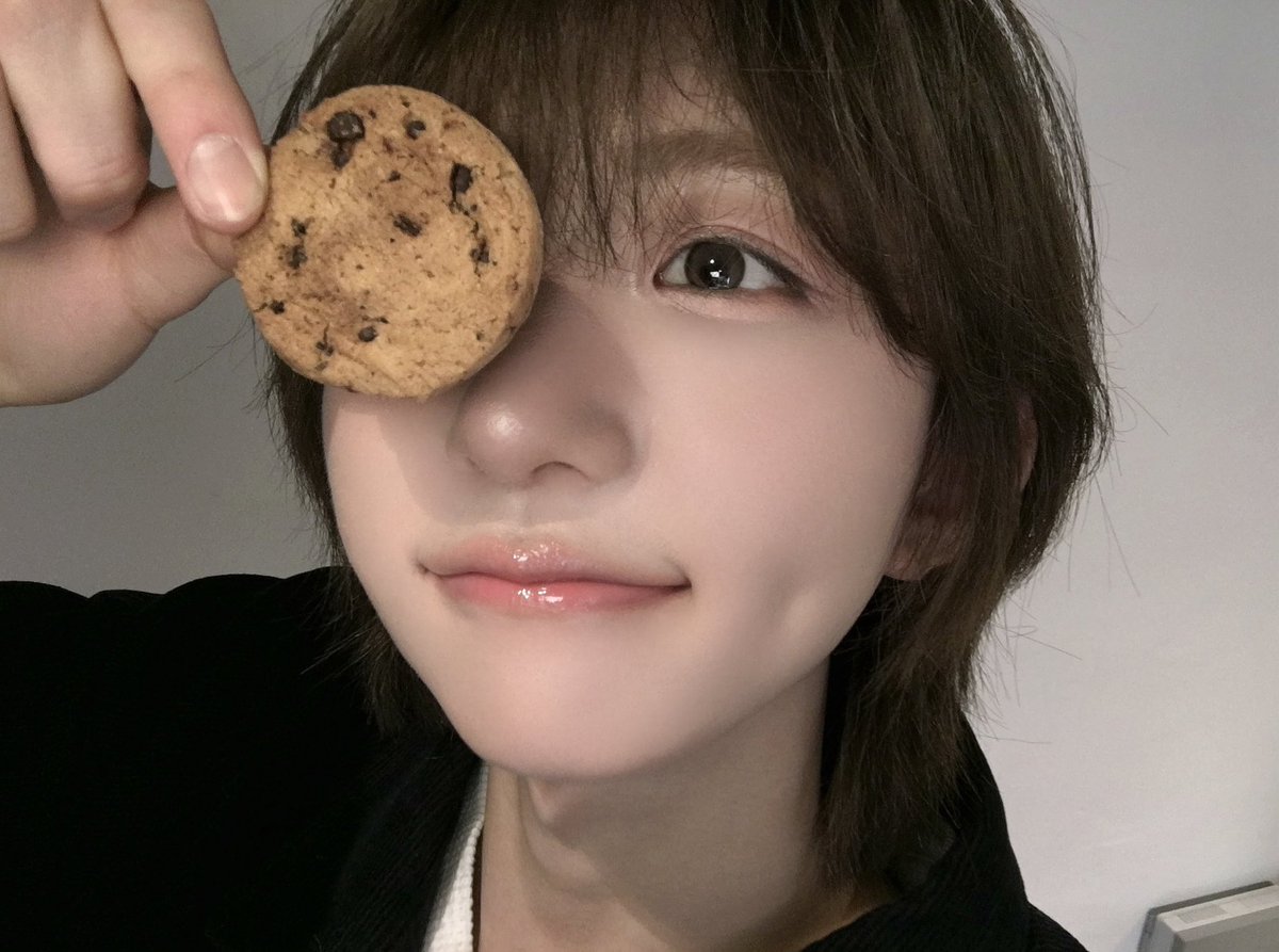 비니 얼굴 tweet media