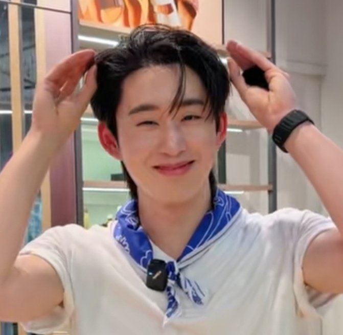 ᴍɪɴᴛ ʟᴇᴇ 🌌🆔 🎸🦈 (D-607) tweet media