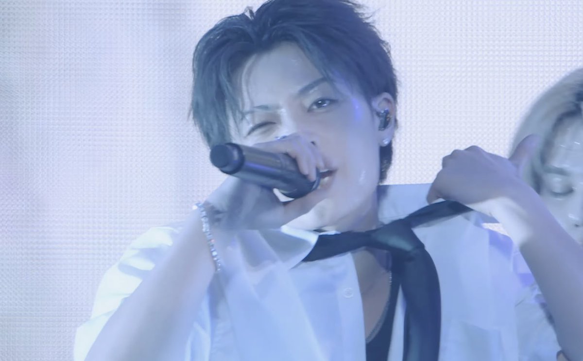 ℋ❤︎ tweet media