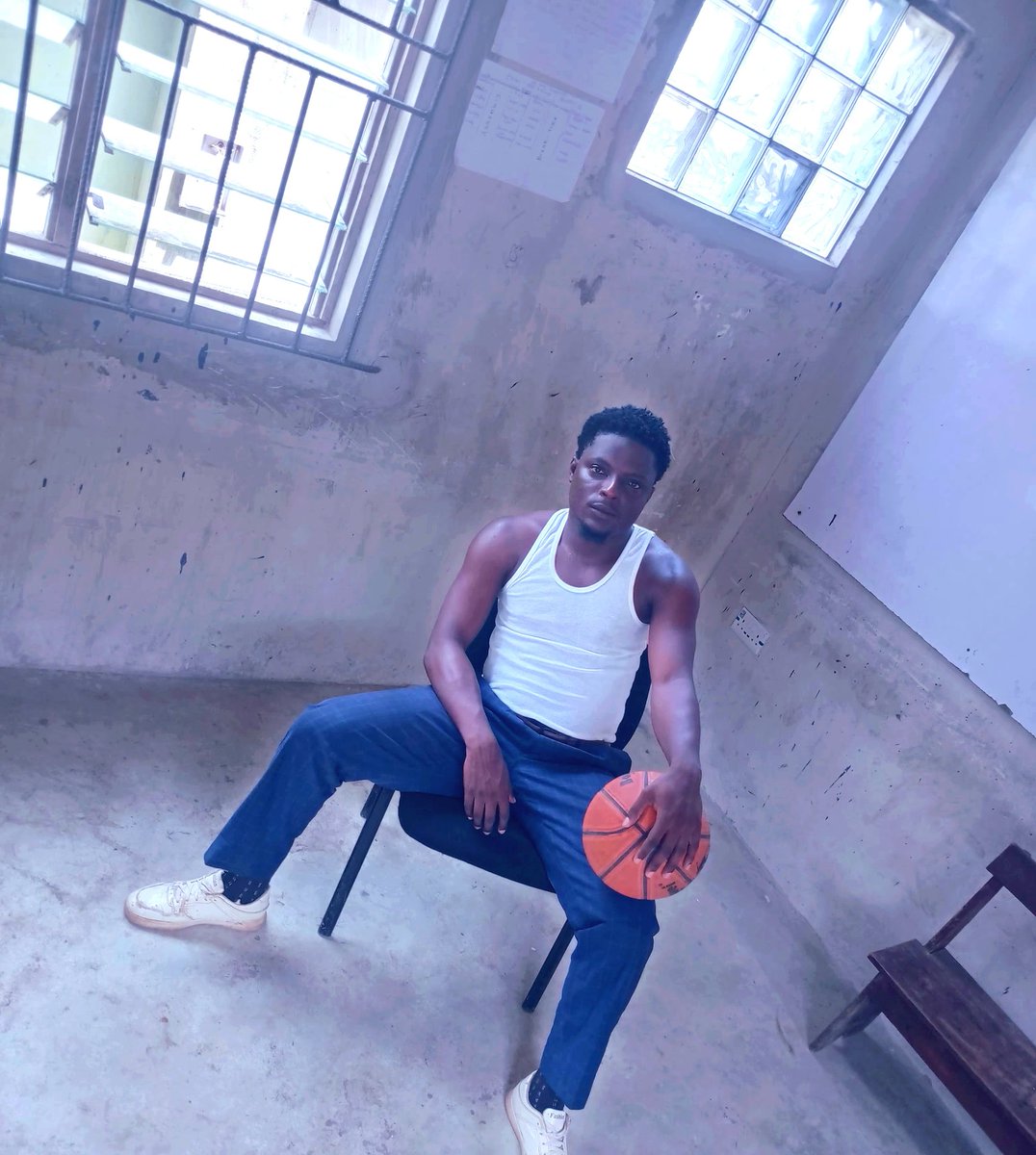 Akinyemi_mayana's tweet image. We can create art through pictures❤️