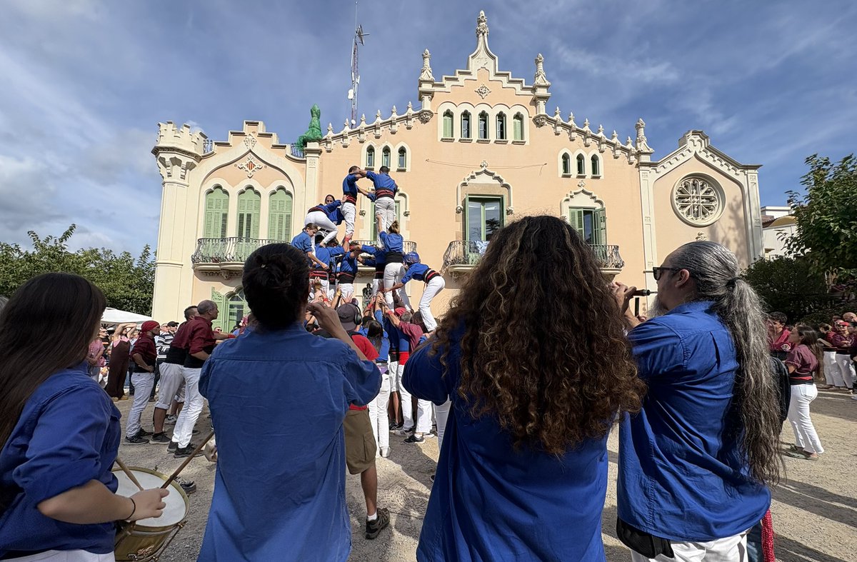 Revista Castells tweet media