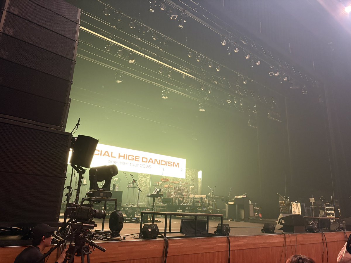 posicco's tweet photo. 近かったー、ビギナーズラックってやつ。ずーっと、ライブ楽しそう行ってみたいなーって思ってたけど、行ってよかった！近いのに端っこすぎてテープはとれなかったw https://t.co/LCfxU5Faqr