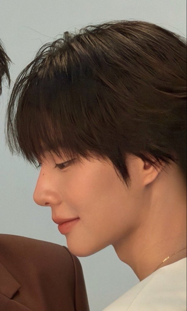 • พ.อ. • tweet media