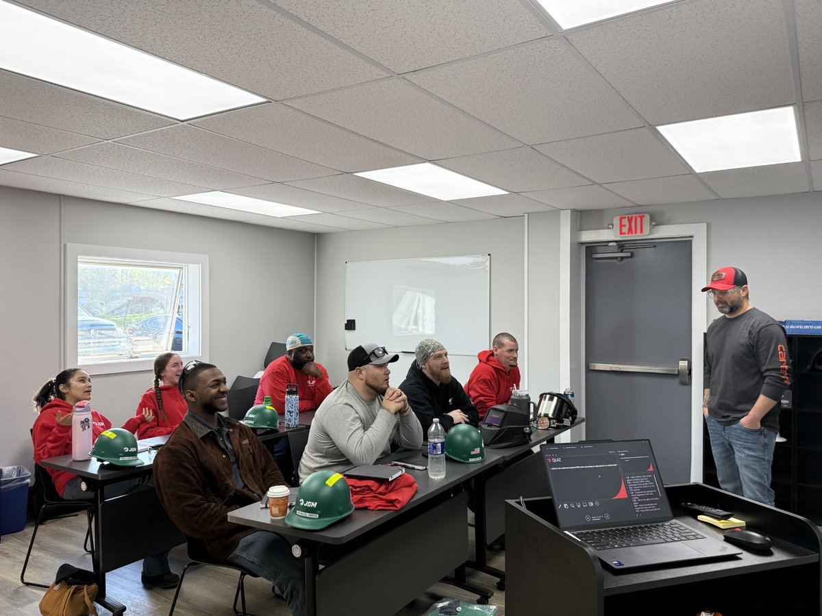 jgm_steel's tweet image. Our Falcon Fabrication Academy kicked off this week!

“Build a Career. Build a Life.”

We’re investing in the next generation of skilled craft professionals on and off the job.

#SkilledTrades #WorkforceDevelopment #TheJGMFamily