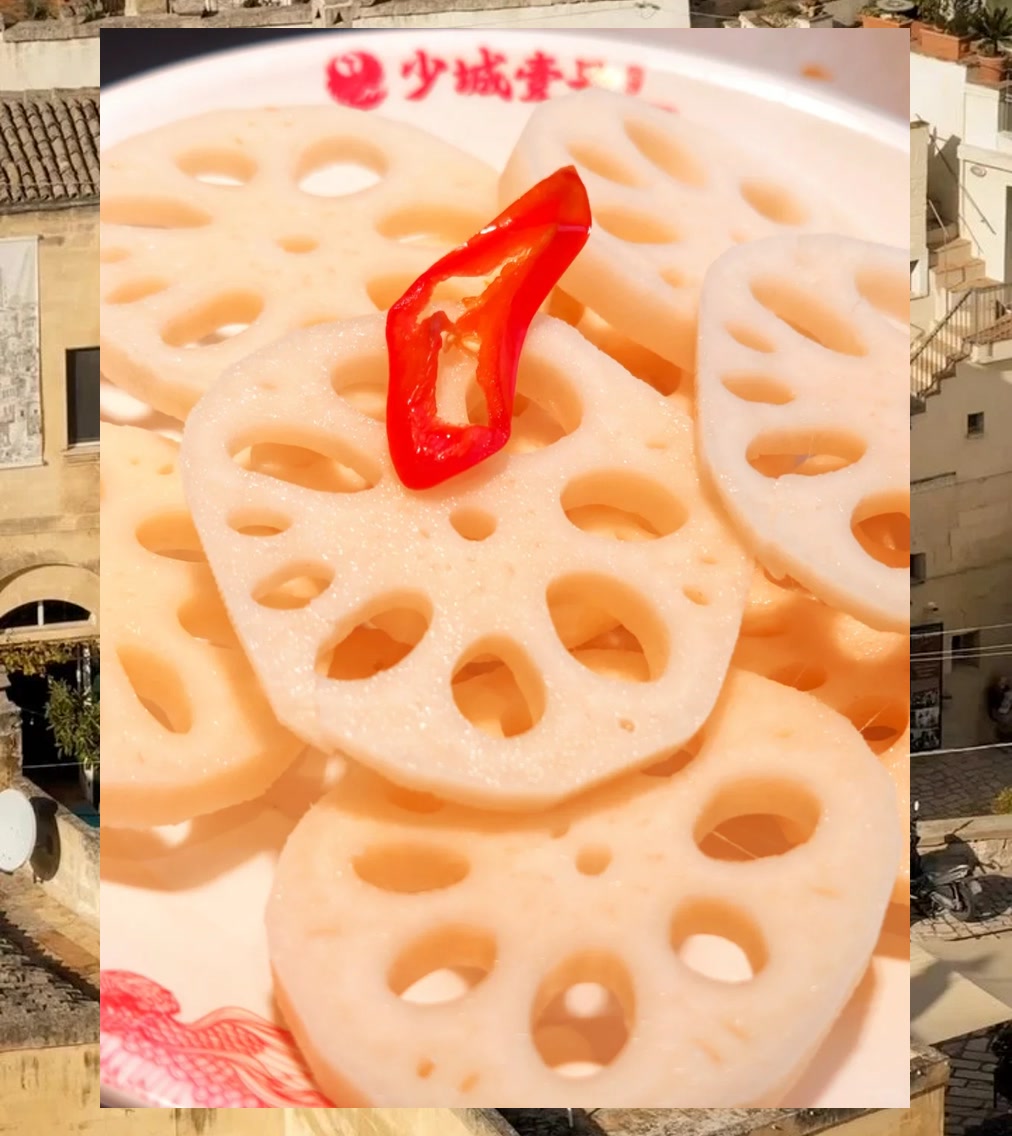 Amber Mitchell tweet media