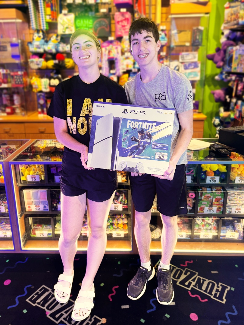 WentzvillePR's tweet image. Now that’s a next-level FunZone win!🎮 This duo saved up their tickets and walked away with a PlayStation 5 worth celebrating. Grab your crew, start stacking tickets, &amp;amp; see what big prize you can score next! #FunZone #FunZoneFriday #pizza #buffet #chicken #dessert #arcade #prizes