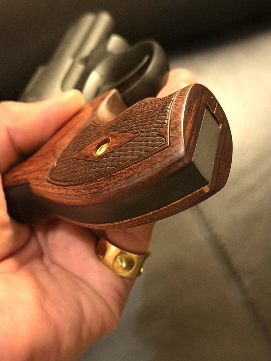 North Marine Drive tweet media