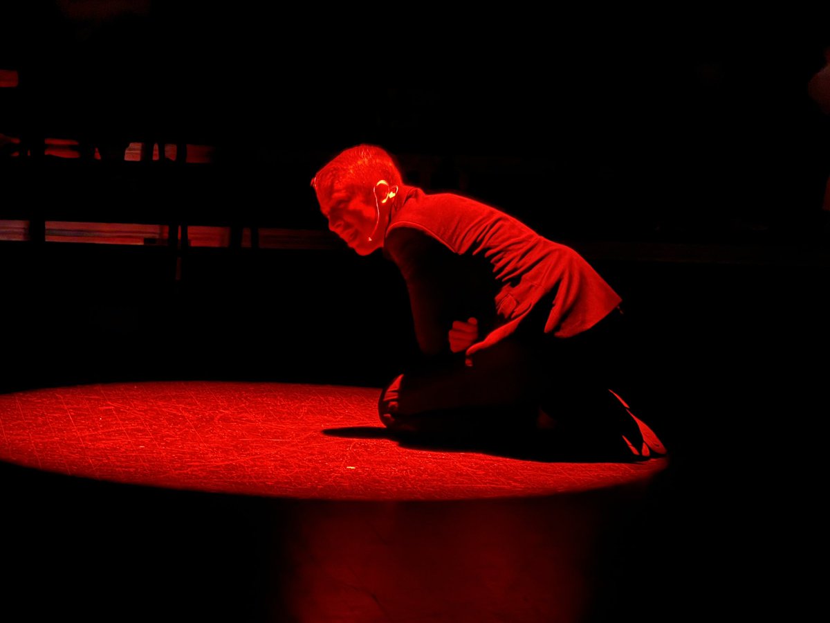 Amy Clark tweet media