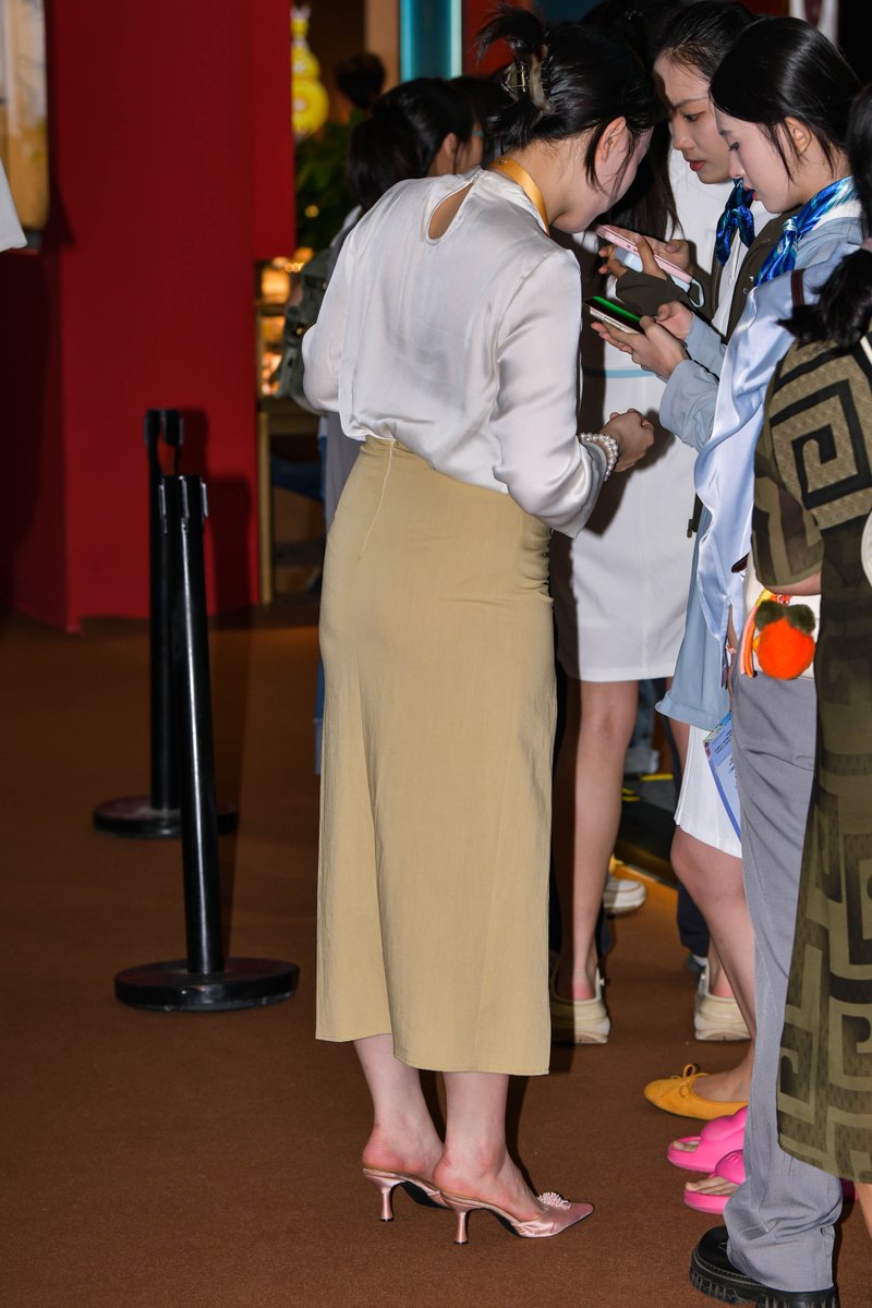 久久街拍 tweet media