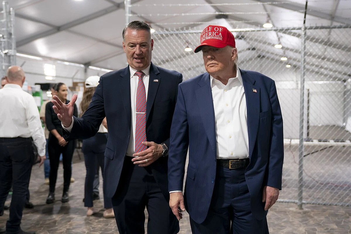 zanyprogressive's tweet image. The Man Who Wanted Deportations to Run Like Amazon Prime is Leaving ICE: Acting ICE Director Todd Lyons resigned hours after telling Congress that at least 44 people have died in ICE custody under his watch — the highest… dlvr.it/TS55px #DHS #donaldtrump #government