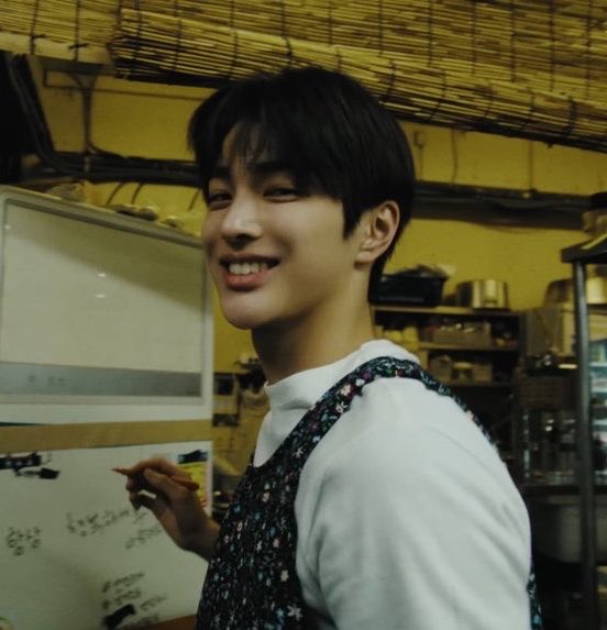 Sashashii🍎GREENGREEN tweet media