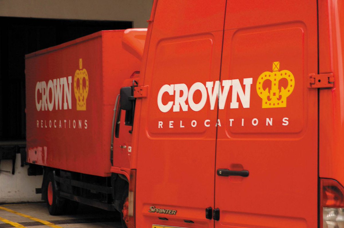 Que deviennent les objets que vous n’emportez pas avec vous ? 📦💭

Nous ne parlons pas des objets que vous choisissez de laisser derrière vous. Nous parlons de ceux que vous n’avez pas physiquement avec vous, au-delà de votre valise essentielle.

✨ Réponse : nous nous en