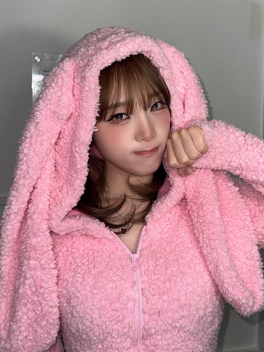 좋아하는 토끼있어?
 ㄴ 최예나요 !!!!!!