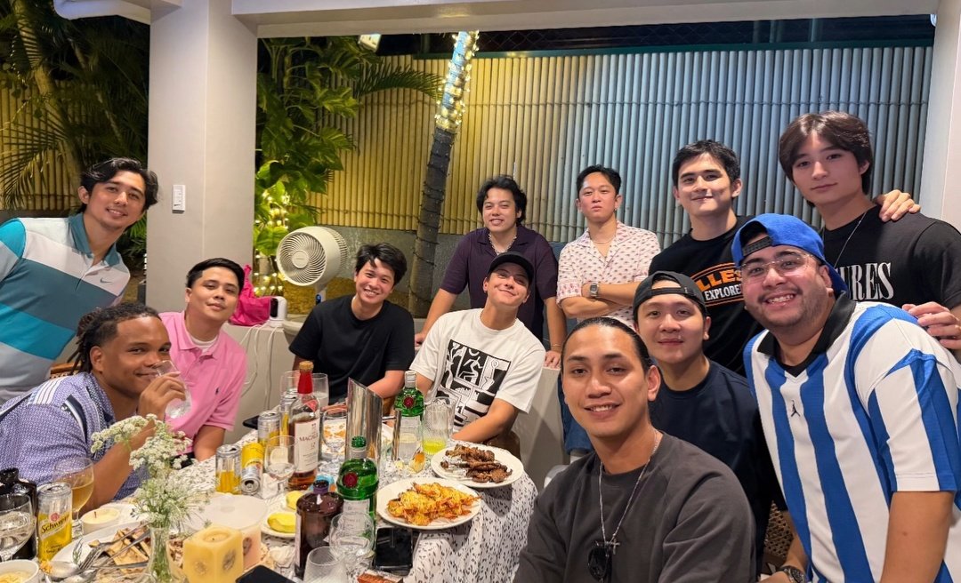 ANG FANTASY KONG MEET UP NI JOAQUIN WITH DJ AY INAMATS NA!! TYL 😭🙏🏻

#LellaFord
#JoaquinArce
#LelQuin