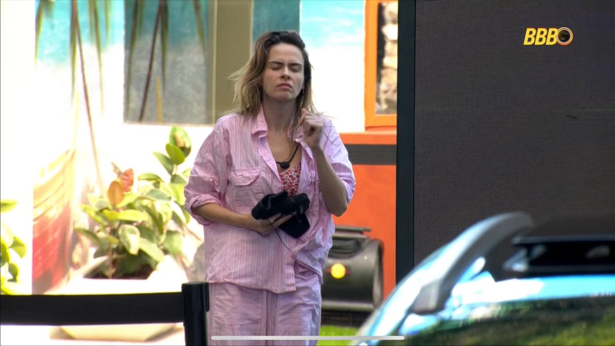 Central Reality tweet media