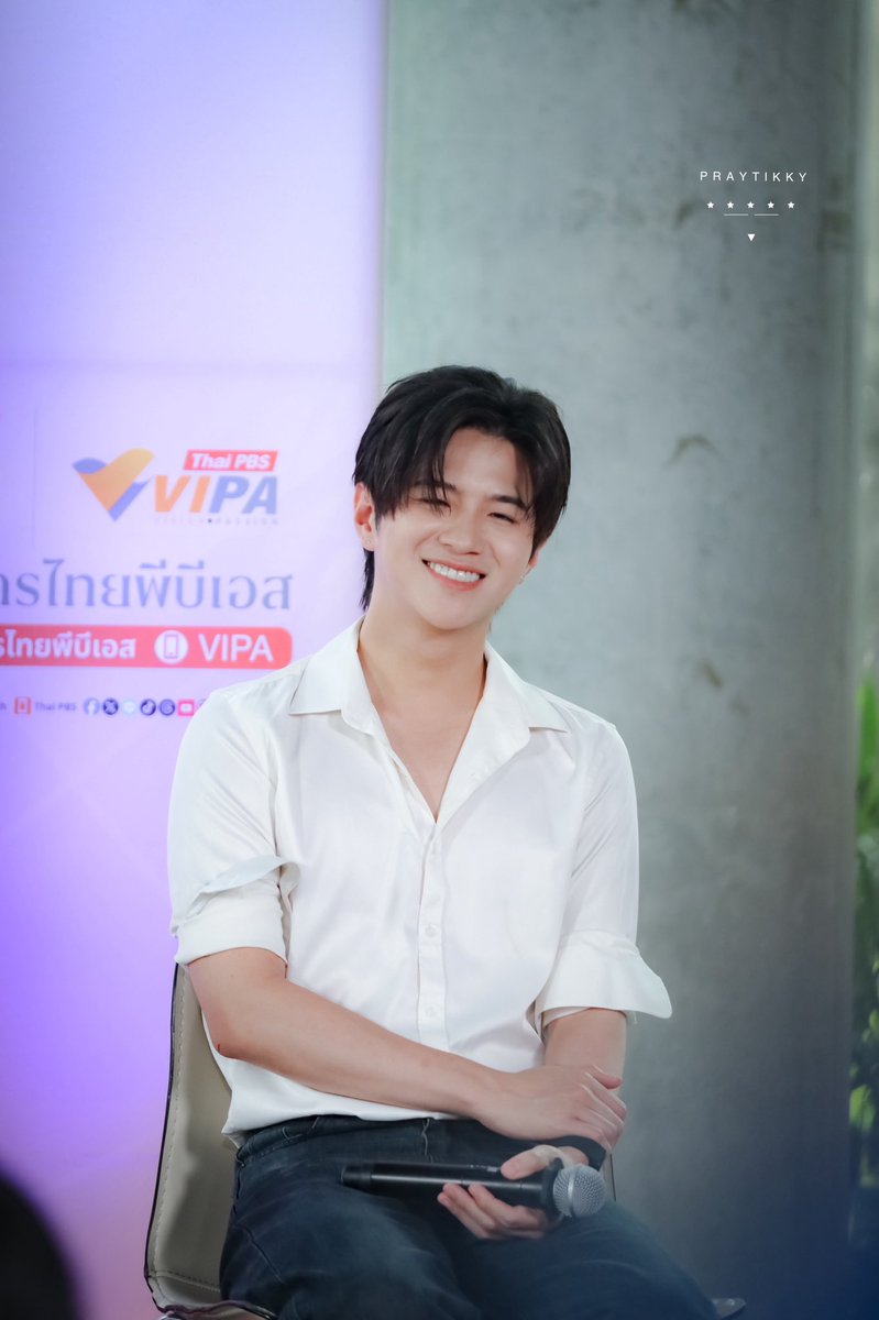 รอยยิ้มเจ้าหนุ่มธาตุน้ำ ~~ 💚

#SanctuarySeriesxPLAN
#SanctuarySeries #เปิดตัวSanctuarySeries
#PlanRathavit #คนของแปลน