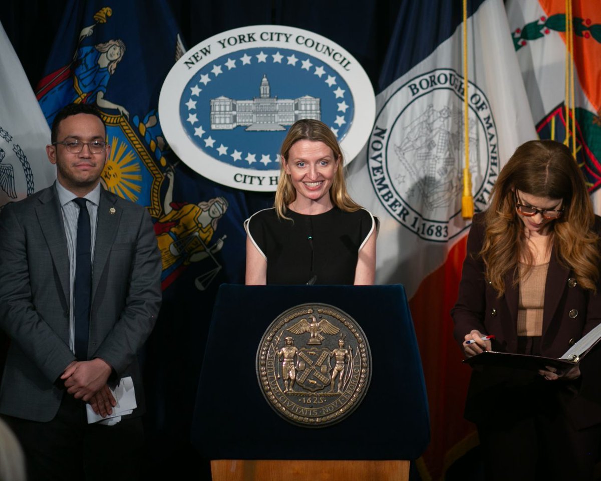 vmmaloney's tweet photo. In just 100 days, this Council has shown what it means to truly work for New Yorkers. We've passed 111 bills and resolutions, overridden 17 of Mayor Adams' vetoes, and proposed restoring $1.1B for New Yorkers.

With 134 committee hearings held and 1,222 bills introduced, we're not just talking — we're delivering.

This is just the beginning. 🗽