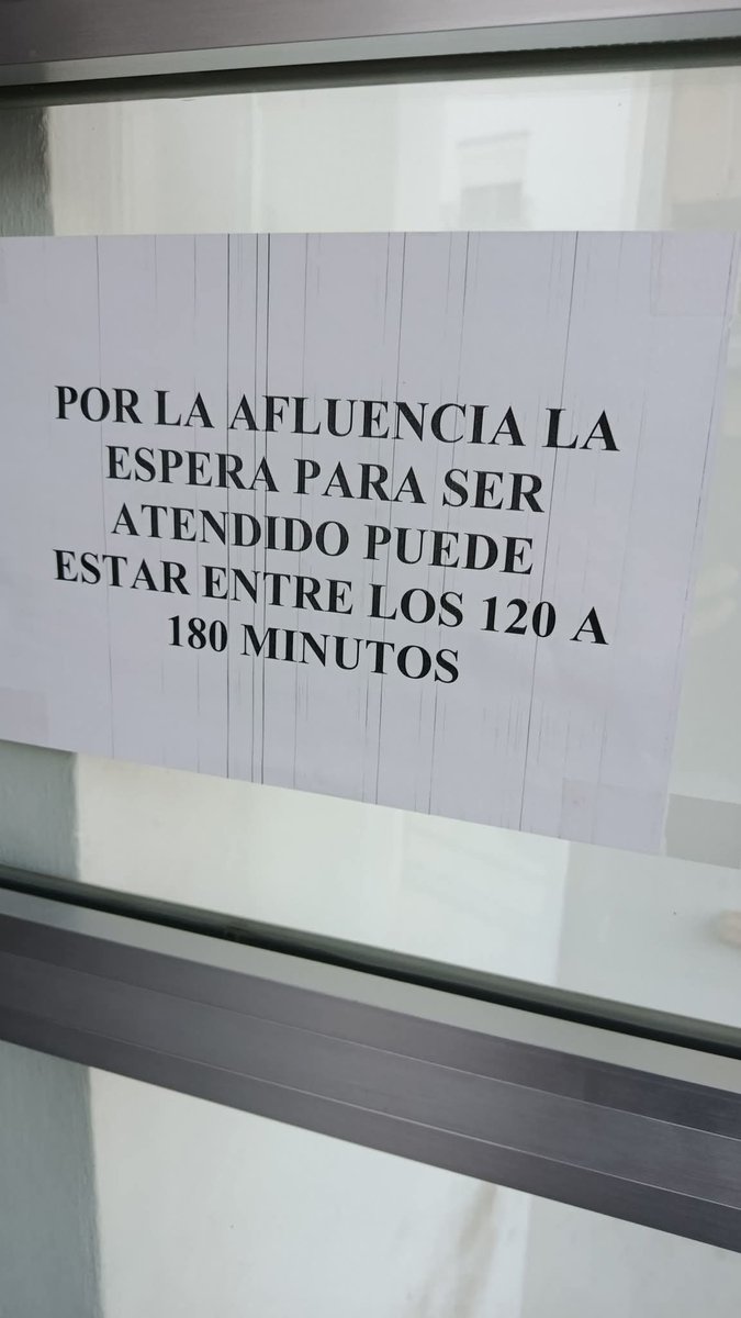 Morón... Sevilla.. La Sanidad de Moreno Bonilla... El 17 de  Mayo y como va la cosa saldrá otra vez, otros 4 años.. Luego oyes al personal rajar de lo mala que está la sanidad, muchos creen que la culpa es de Sánchez..La culpa es de los que votan a estos mangantes