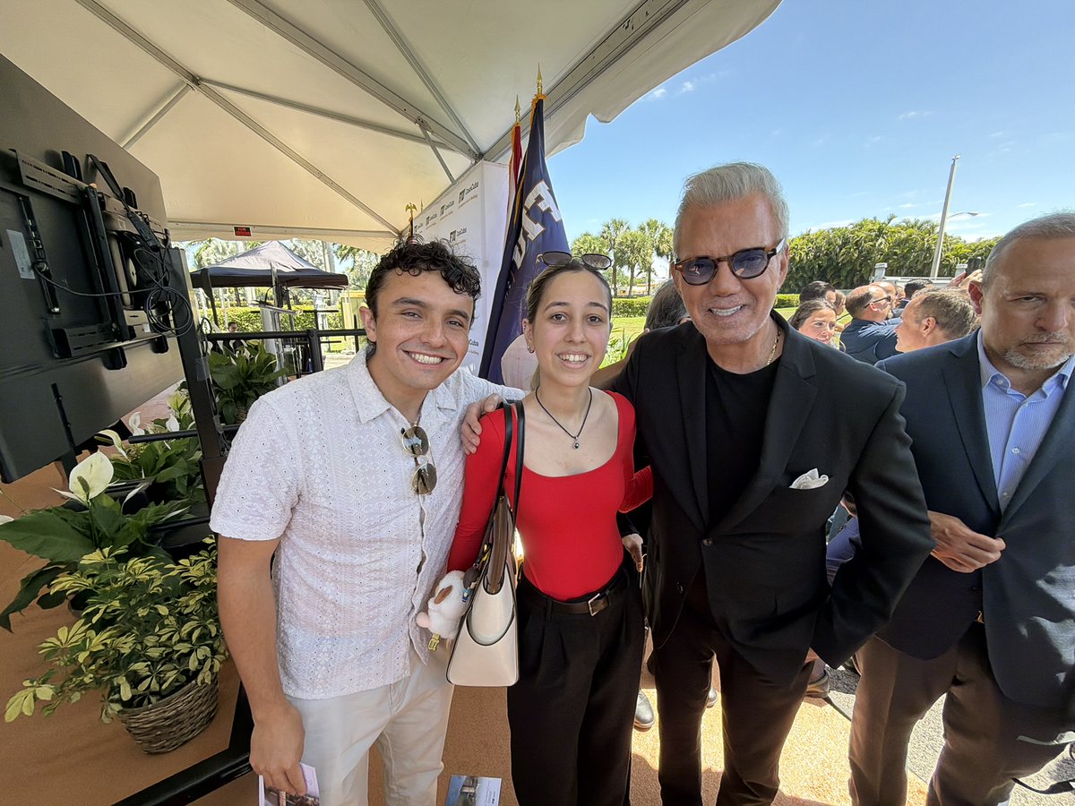 dpedreira's tweet image. #Happy to join some of my #students in the #historic #groundbreaking #ceremony for @CasaCuba_FIU at @FIU. All the hard work is for them and future students. #Cuba