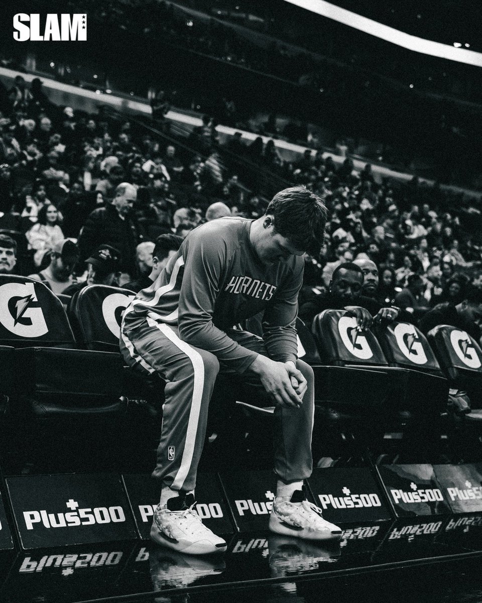Charlotte Hornets Latino tweet media