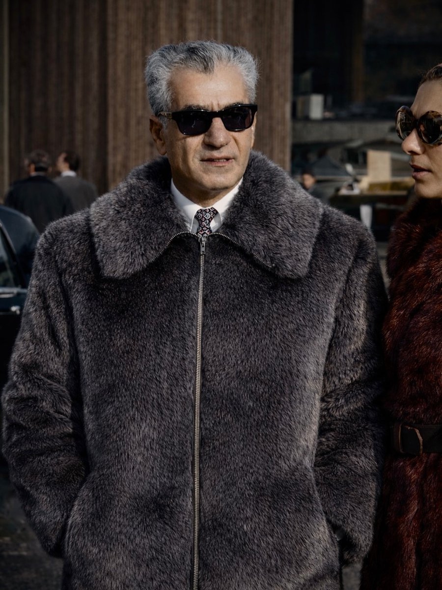 امیرعباس هویدا 🌺 tweet media