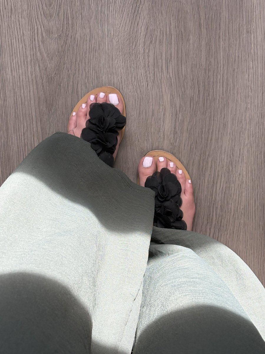 •⊹٭ 𝚁𝚎𝚒𝚗𝚎 𝙴𝚖𝚖𝚢 ٭⊹• tweet media