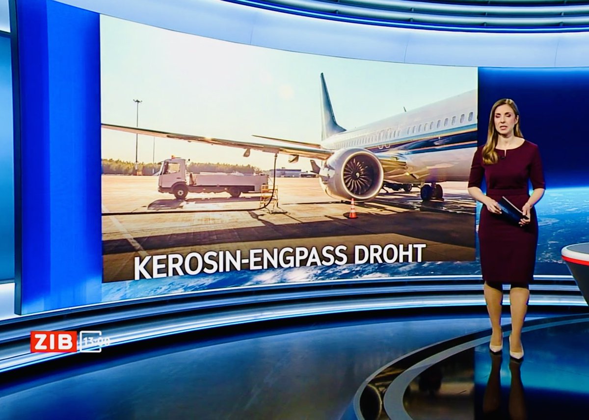 HofmannAviation's tweet photo. #TVwork today with ORF ZiB and #RADIOwork with Ö1 Mittagsjournal and ORF Oberösterreich about the challenge regarding fuel suply chain for the airline industrie…
#hofmannaviation #luftfahrtexperte @orf_at @ORF @IATA @ORFBreakingNews https://t.co/phnd8mCrwo