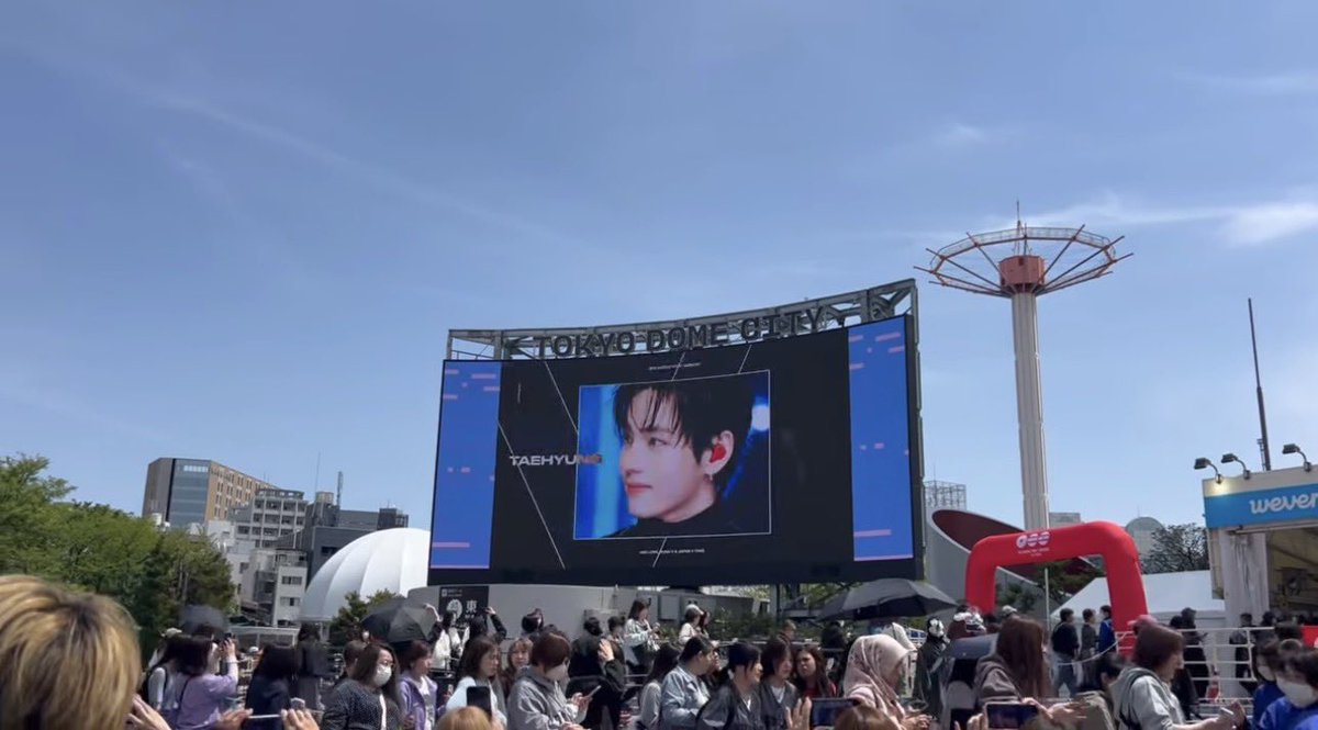 BTS V HOTRENDS 💜 BORAHAE TAEHYUNG 💜 tweet media