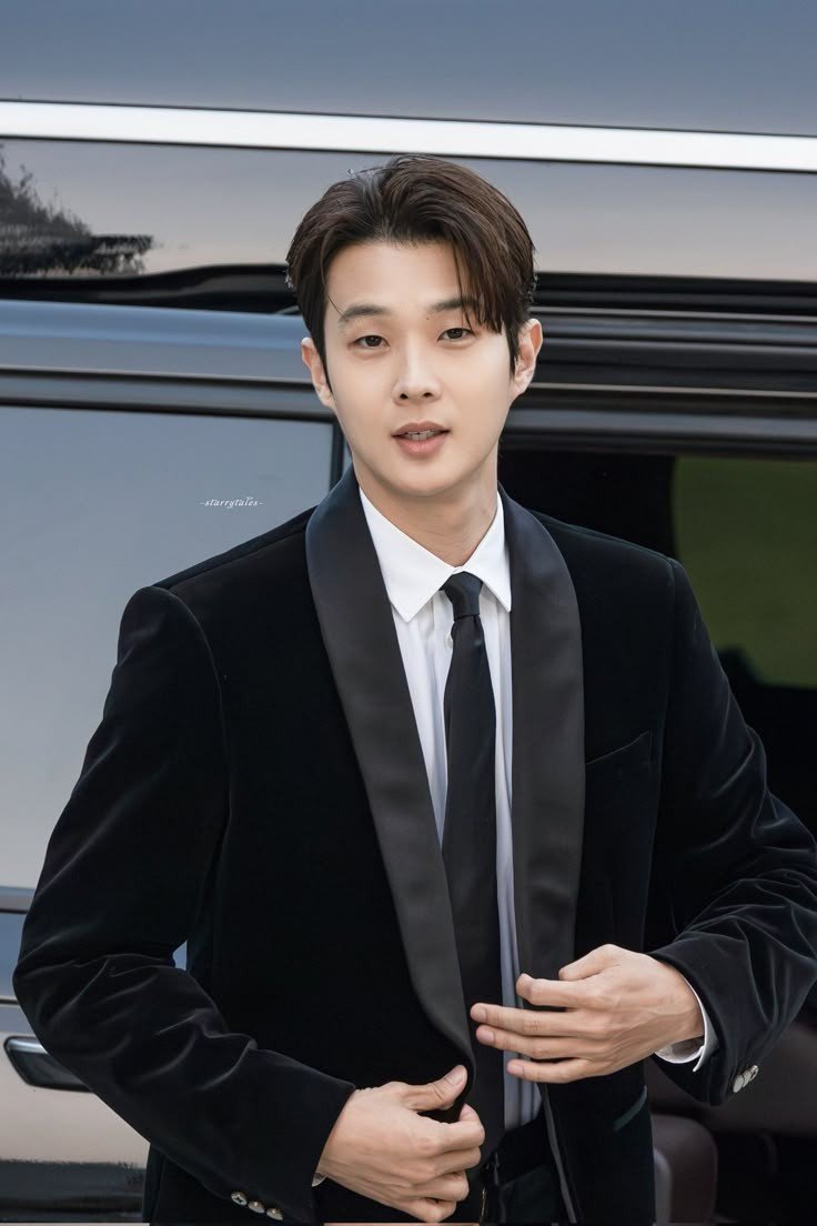 𝐊𝐚𝐥𝐞𝐛 tweet media