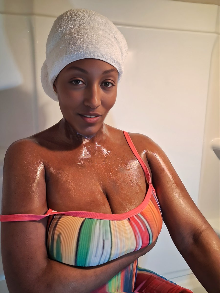 Desire5000 tweet media