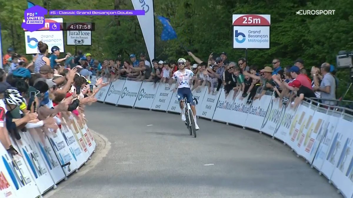 Le Gruppetto tweet media